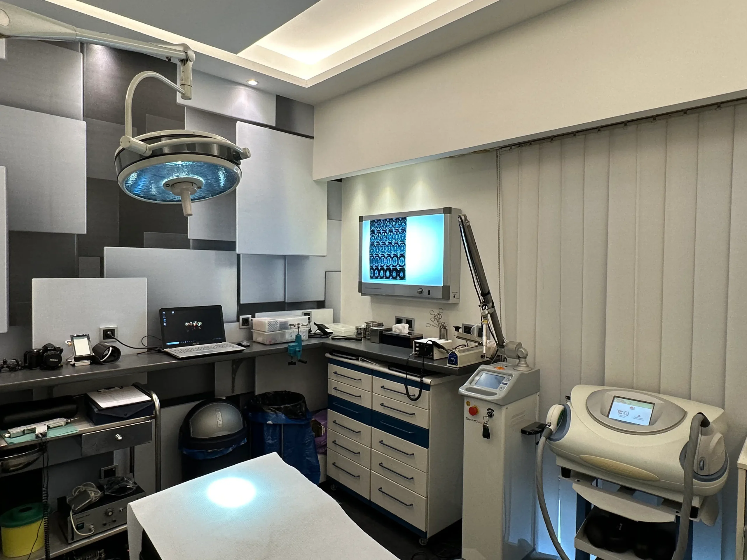 Looknatural.gr - To Iατρείο μας