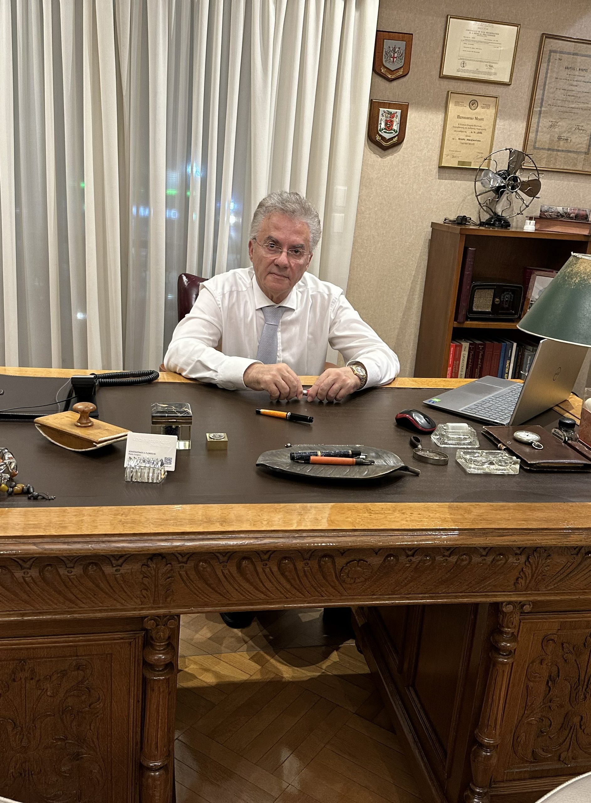 Dr. Κωνσταντίνος Φλώρος